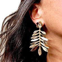 Load image into Gallery viewer, Hand hammered olive branch earrings