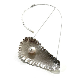 OYSTER Necklace