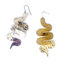 Load image into Gallery viewer, 18K Gold or White Gold Hand Hammered Snakes Earrings